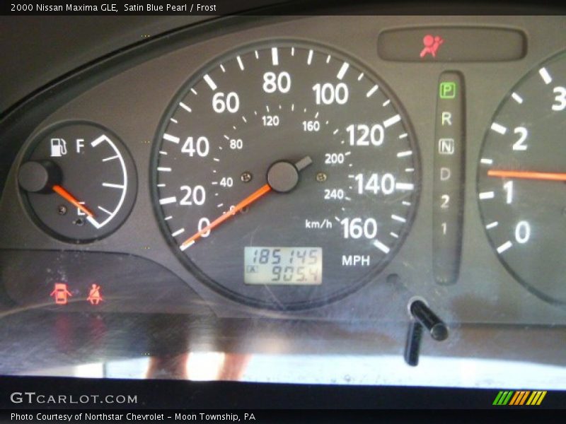 Satin Blue Pearl / Frost 2000 Nissan Maxima GLE