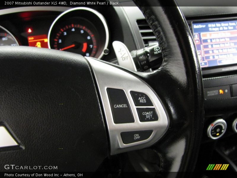 Diamond White Pearl / Black 2007 Mitsubishi Outlander XLS 4WD