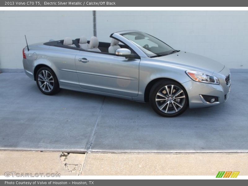 Electric Silver Metallic / Calcite/Off Black 2013 Volvo C70 T5
