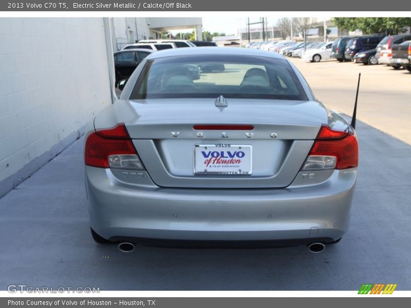 Electric Silver Metallic / Calcite/Off Black 2013 Volvo C70 T5