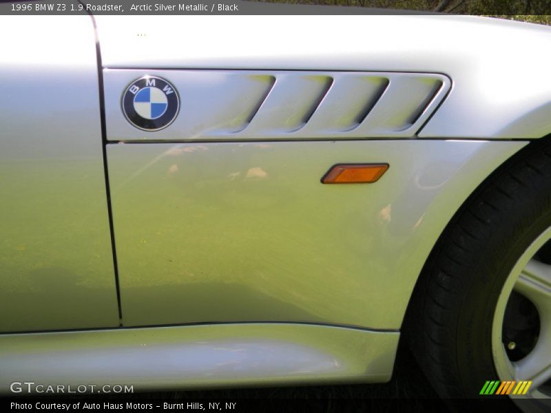 Arctic Silver Metallic / Black 1996 BMW Z3 1.9 Roadster