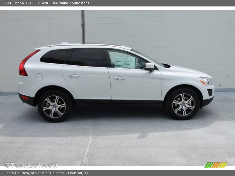 Ice White / Sandstone 2013 Volvo XC60 T6 AWD