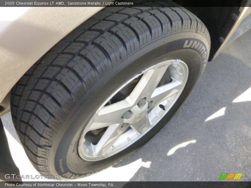 Sandstone Metallic / Light Cashmere 2005 Chevrolet Equinox LT AWD