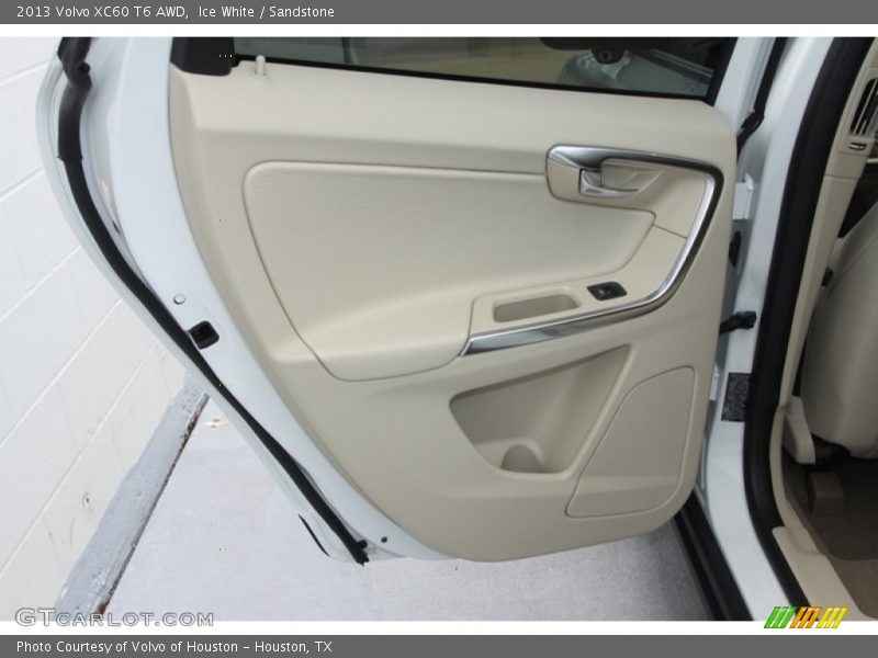 Ice White / Sandstone 2013 Volvo XC60 T6 AWD