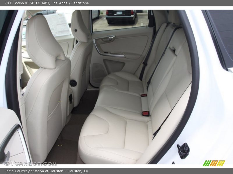 Ice White / Sandstone 2013 Volvo XC60 T6 AWD