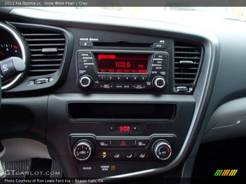 Snow White Pearl / Gray 2011 Kia Optima LX