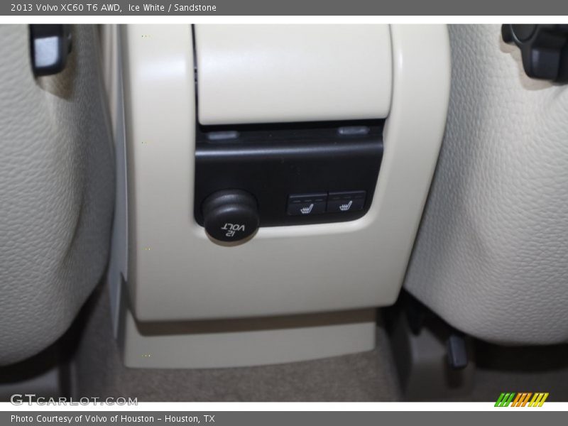 Ice White / Sandstone 2013 Volvo XC60 T6 AWD