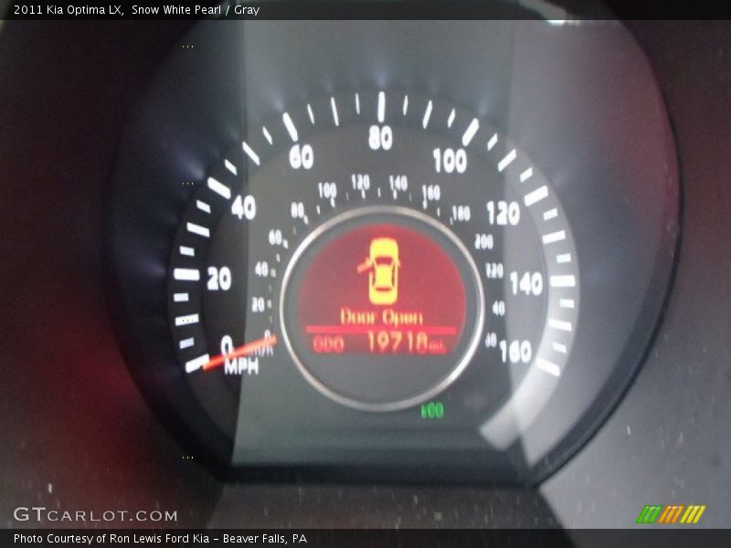 Snow White Pearl / Gray 2011 Kia Optima LX