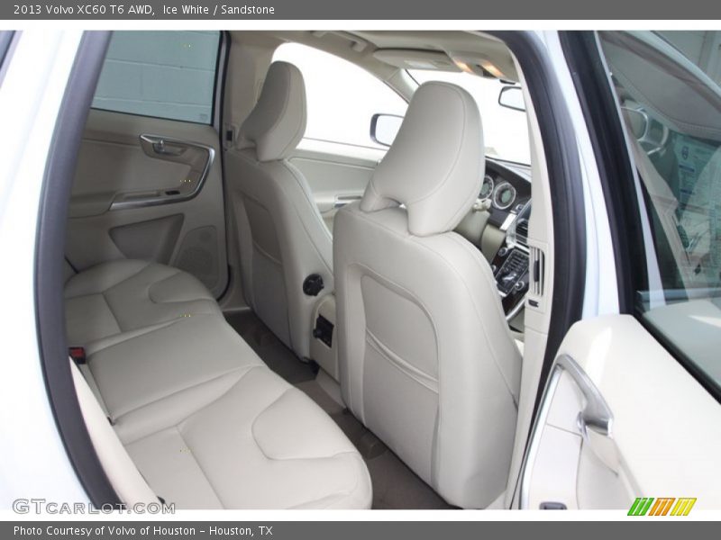 Ice White / Sandstone 2013 Volvo XC60 T6 AWD