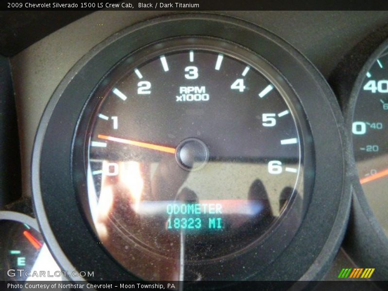 Black / Dark Titanium 2009 Chevrolet Silverado 1500 LS Crew Cab