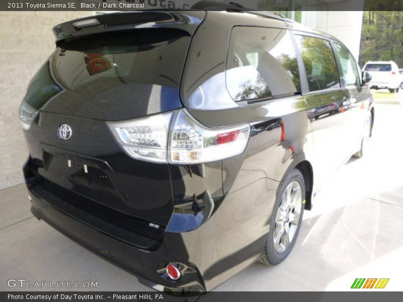 Black / Dark Charcoal 2013 Toyota Sienna SE