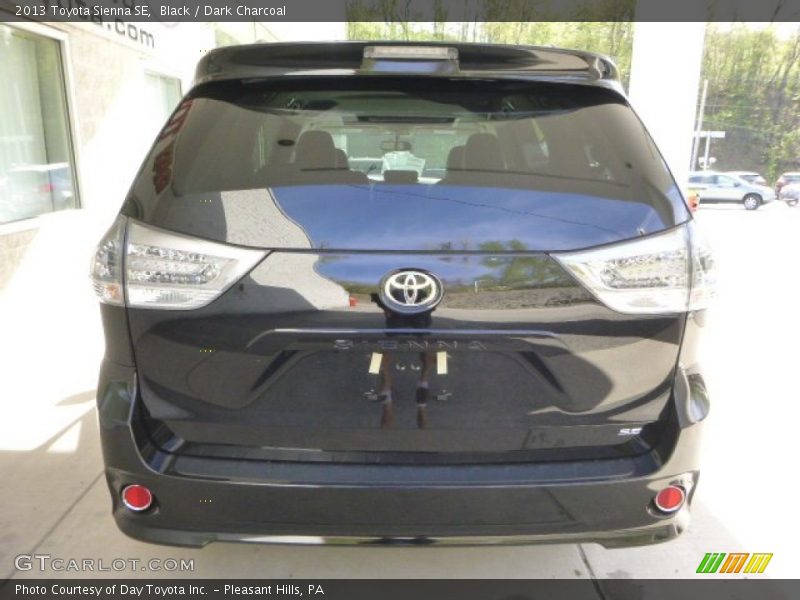 Black / Dark Charcoal 2013 Toyota Sienna SE