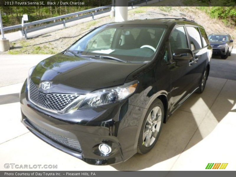 Black / Dark Charcoal 2013 Toyota Sienna SE