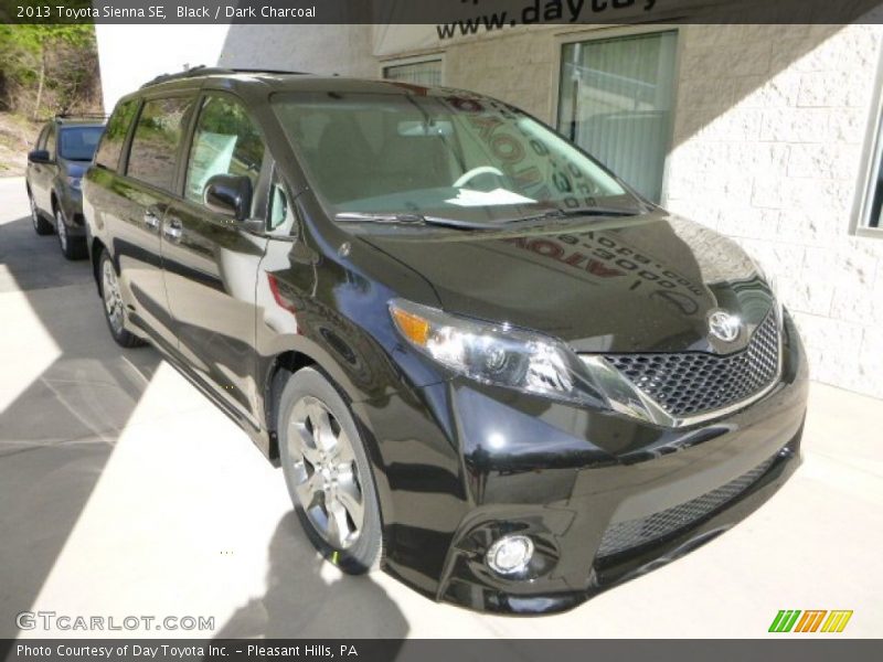 Black / Dark Charcoal 2013 Toyota Sienna SE
