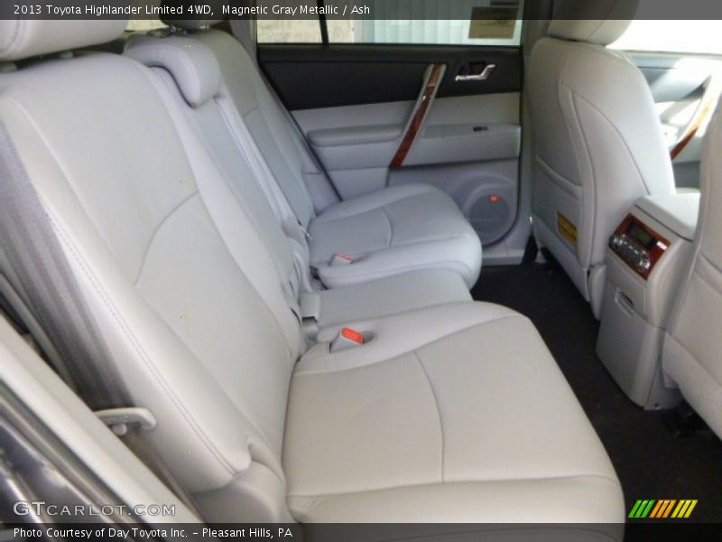 Magnetic Gray Metallic / Ash 2013 Toyota Highlander Limited 4WD