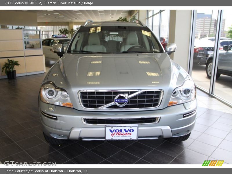 Electric Silver Metallic / Beige 2013 Volvo XC90 3.2