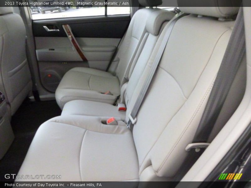 Magnetic Gray Metallic / Ash 2013 Toyota Highlander Limited 4WD