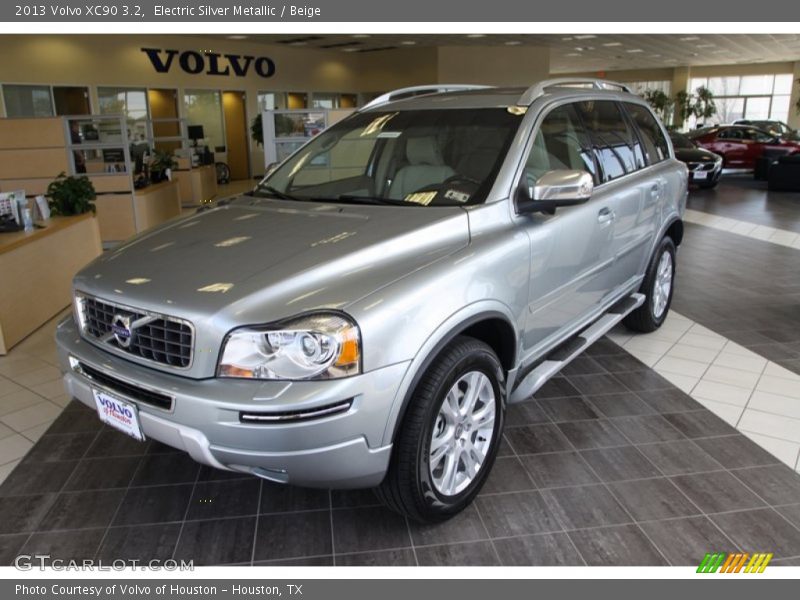 Electric Silver Metallic / Beige 2013 Volvo XC90 3.2