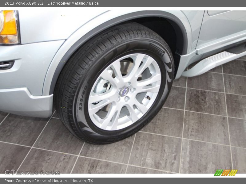 Electric Silver Metallic / Beige 2013 Volvo XC90 3.2