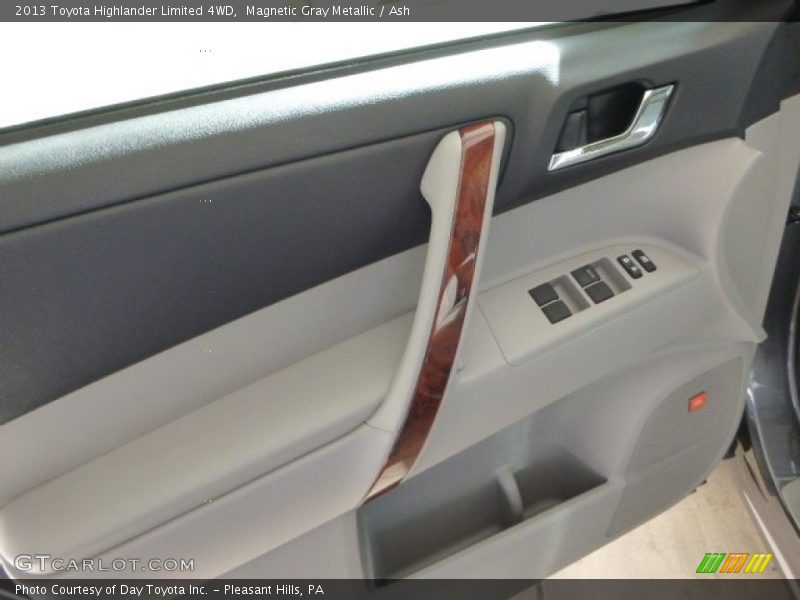Magnetic Gray Metallic / Ash 2013 Toyota Highlander Limited 4WD