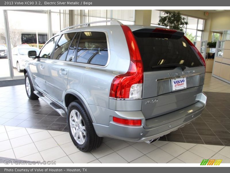 Electric Silver Metallic / Beige 2013 Volvo XC90 3.2