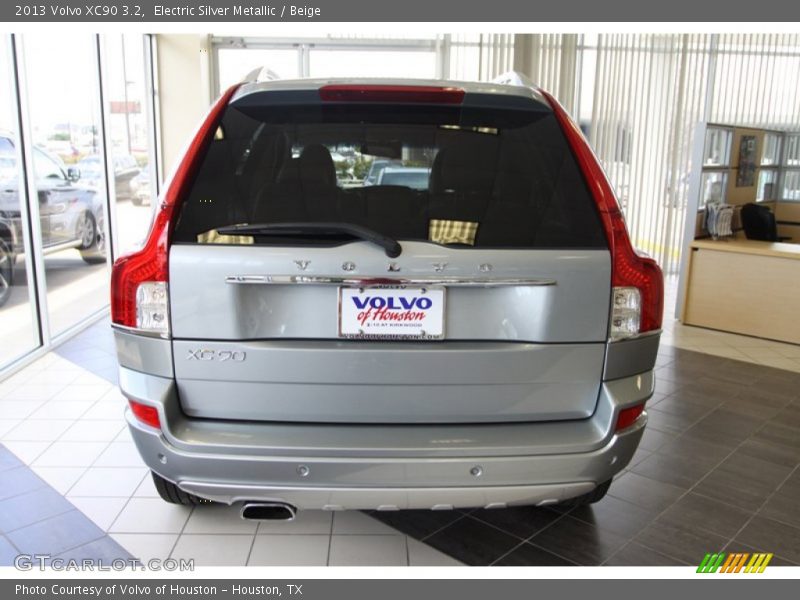 Electric Silver Metallic / Beige 2013 Volvo XC90 3.2