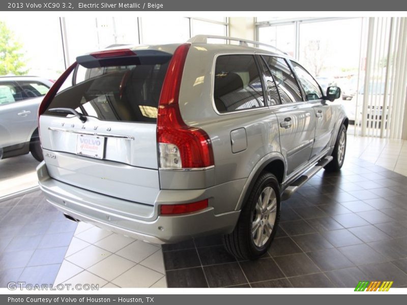 Electric Silver Metallic / Beige 2013 Volvo XC90 3.2