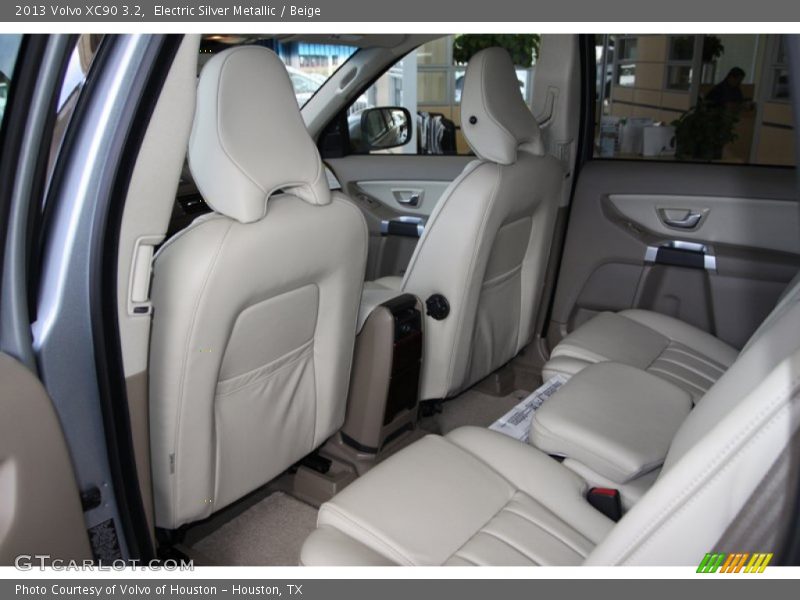 Electric Silver Metallic / Beige 2013 Volvo XC90 3.2