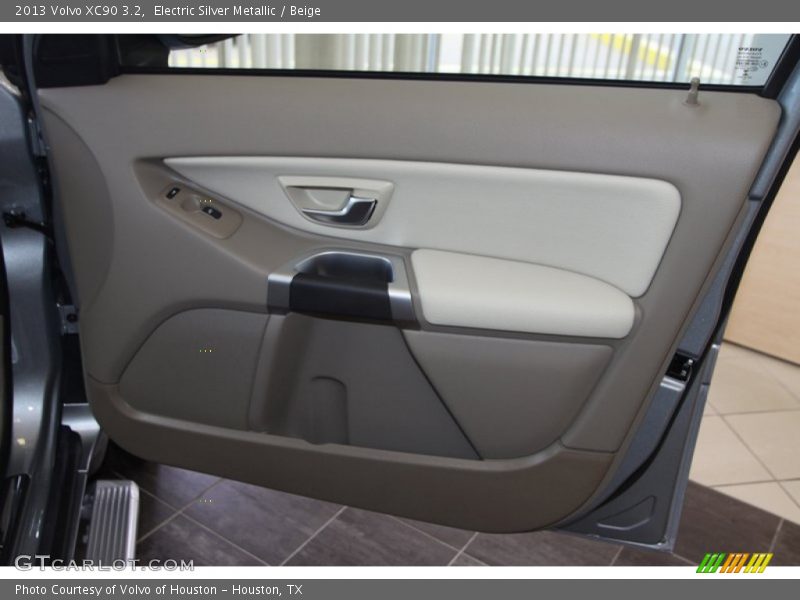 Electric Silver Metallic / Beige 2013 Volvo XC90 3.2
