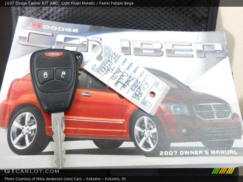Keys of 2007 Caliber R/T AWD
