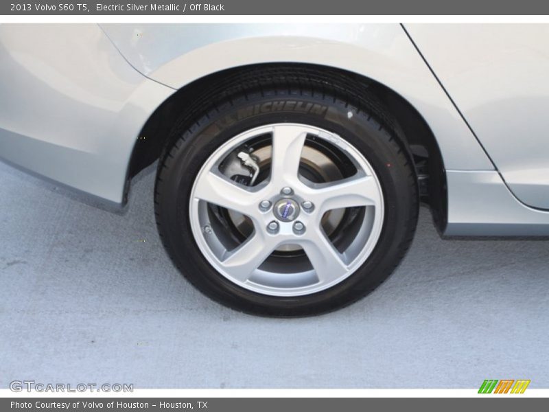 Electric Silver Metallic / Off Black 2013 Volvo S60 T5