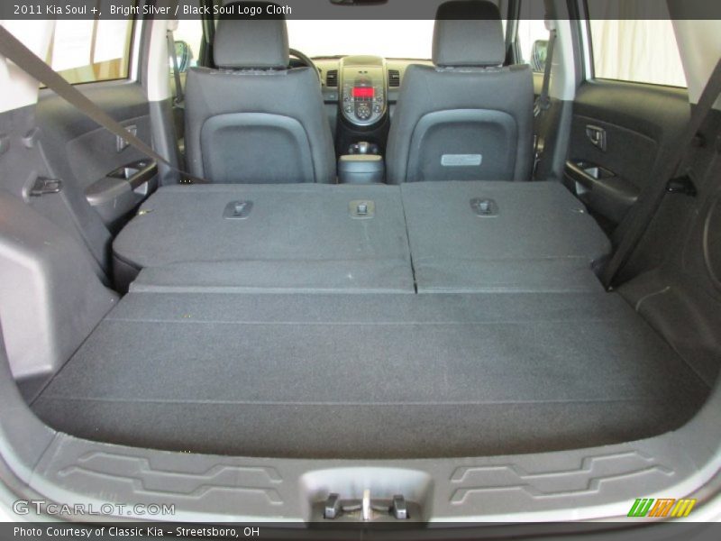 Bright Silver / Black Soul Logo Cloth 2011 Kia Soul +