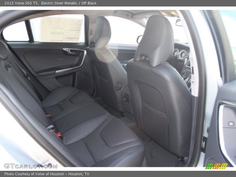 Electric Silver Metallic / Off Black 2013 Volvo S60 T5