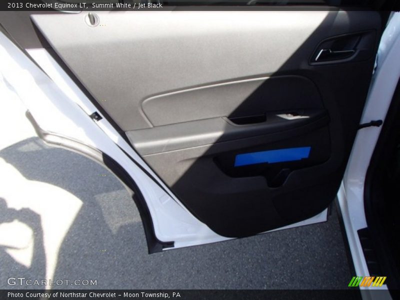 Summit White / Jet Black 2013 Chevrolet Equinox LT
