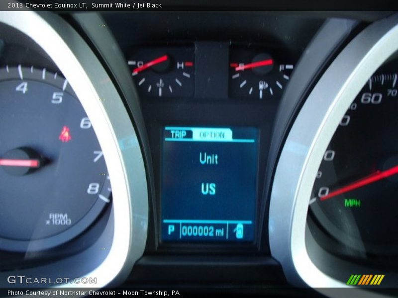 Summit White / Jet Black 2013 Chevrolet Equinox LT