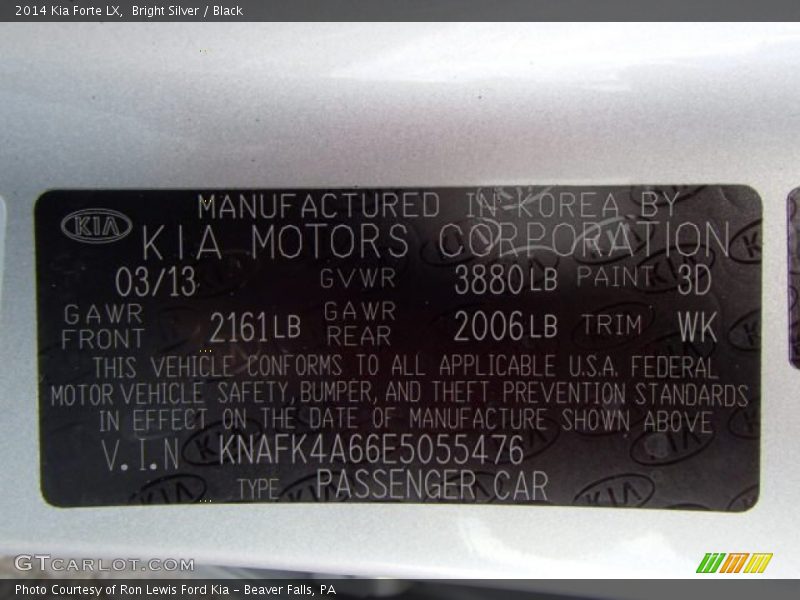 Bright Silver / Black 2014 Kia Forte LX