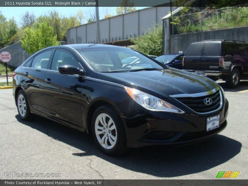 Midnight Black / Camel 2011 Hyundai Sonata GLS