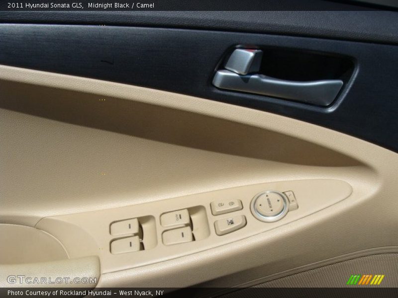 Midnight Black / Camel 2011 Hyundai Sonata GLS