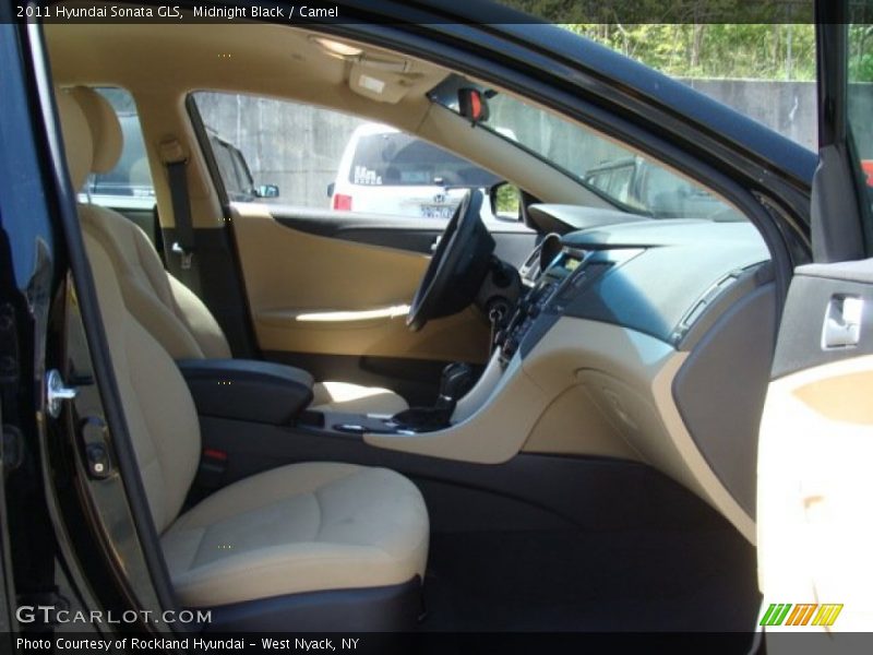 Midnight Black / Camel 2011 Hyundai Sonata GLS
