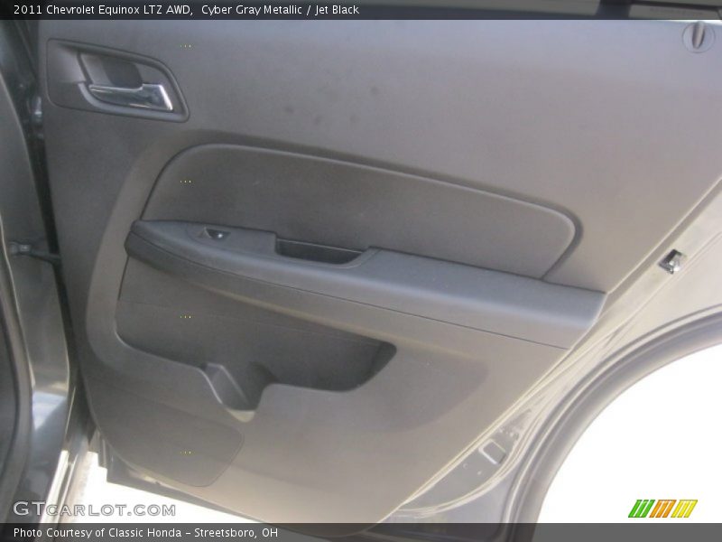 Cyber Gray Metallic / Jet Black 2011 Chevrolet Equinox LTZ AWD