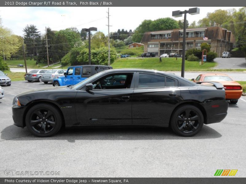 Pitch Black / Black 2013 Dodge Charger R/T Road & Track