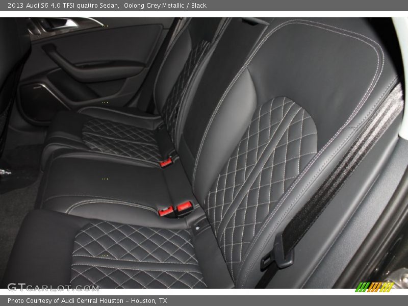 Rear Seat of 2013 S6 4.0 TFSI quattro Sedan