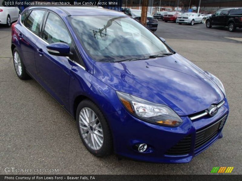 Blue Candy / Arctic White 2013 Ford Focus Titanium Hatchback
