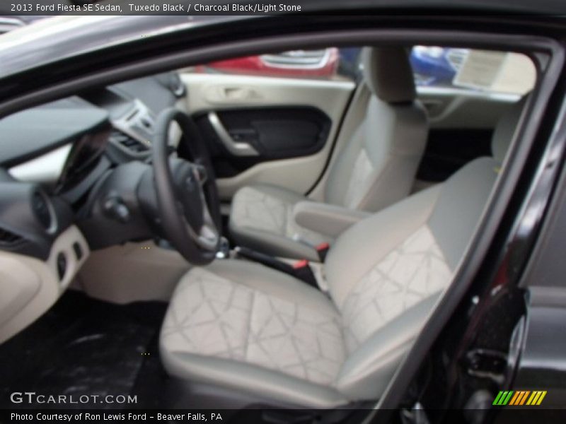 Tuxedo Black / Charcoal Black/Light Stone 2013 Ford Fiesta SE Sedan