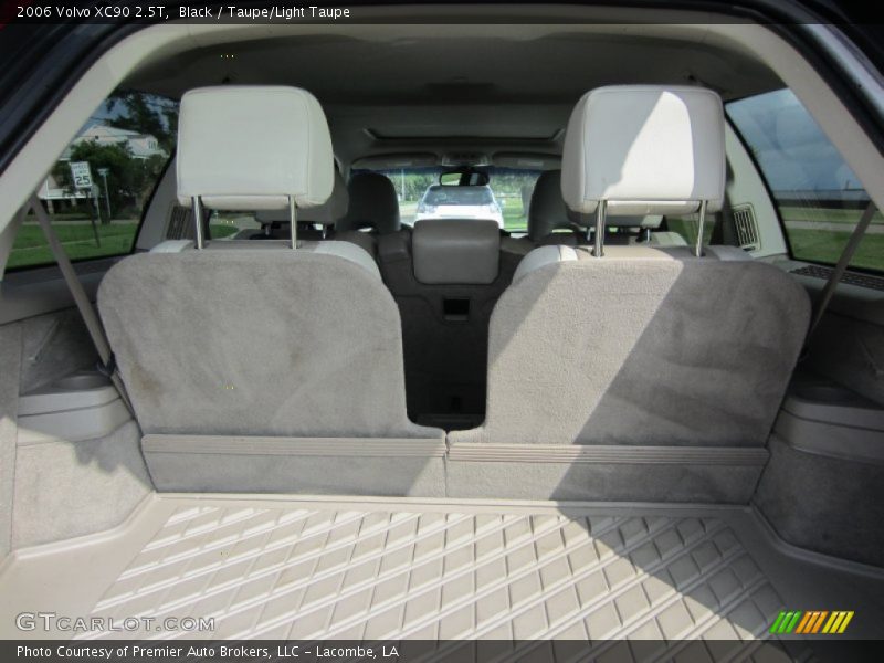  2006 XC90 2.5T Trunk