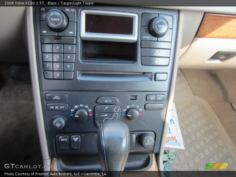 Controls of 2006 XC90 2.5T