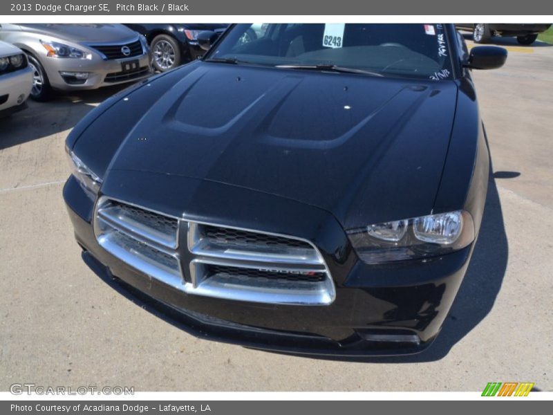 Pitch Black / Black 2013 Dodge Charger SE