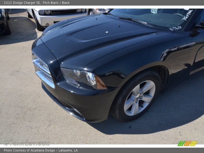 Pitch Black / Black 2013 Dodge Charger SE