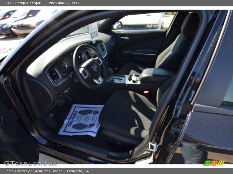 Pitch Black / Black 2013 Dodge Charger SE