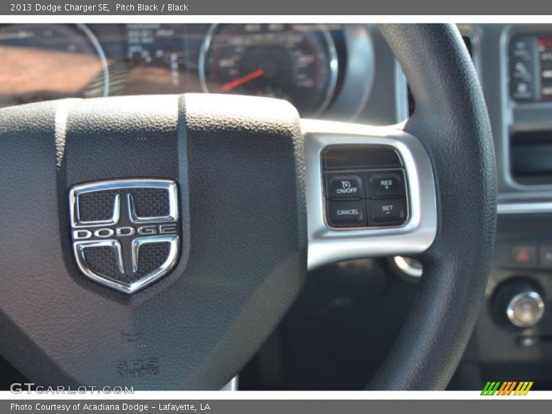 Pitch Black / Black 2013 Dodge Charger SE